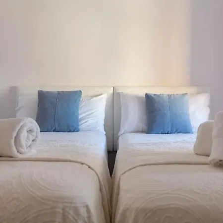 La Caleta Apartment *